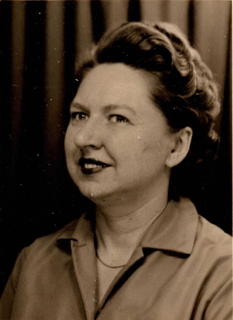 Porträt von Küster, Gertrud